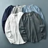 秋の長袖ヘンリーカラーワッフルソリッドカラーTシャツメンズファッションシンプル100％綿洗浄古いカジュアルトップ220323