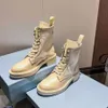 Botas cortas de diseñador superior para mujer, botines militares de combate de cuero, botas Martin con cordones y parte inferior plana para motociclista