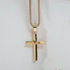 Hänghalsband Crucifix Female Gold Jesus Cross Halsband för män Kvinnor Julklapp Rostfritt stål Kristen smycken Dropendant