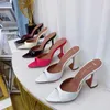 Sandaler Amina Muaddi Designers Heels Womens Sandals High Heeled Shoes Pointed Toesl Crya Buckle Summer Wedding Dress Heel Rem äkta läder Fashion Shoes412