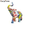 YuryFvna Nordic Painting Graffiti Elephant Sculpture Figurine Art Elephant Statue Creatieve Hars Ambachten Woondecoratie 220406