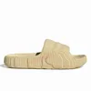 Adilette 22 Diapositives Pantoufles Sandales D'été Designer Hommes Femmes Diapositive Pantoufle Noir Désert Sable Gris Magique Lime St Authentique Mousse Caoutchouc Sandales Chaussures De Plage