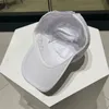 Diseñadores Bucket Hats Luxurys Marcas Capas de béisbol casuales para hombres Mujeres Unisex Classic Letters Vaquero Sunhats Summer Sport Cap 4