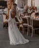 Nowoczesne nowe przybycie seksowna koronkowa bohemijska suknia ślubna głębokie długie rękawy w dekolcie otwartą back boho swep pociąg ślubny suknia ślubna