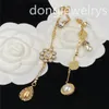 Luxury Fashion Earring Flower Earrings Hoop Earring With Pearl Women Dangle Chandelier Earings Sparkling Ear Cuff Dongjewelrys Necklaces