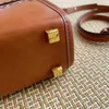 공장 온라인 수출 디자이너 가방 토트 여성 F 가족 New Mini Fashion Versatile One Shoulmer Handbag Net Red와 같은 십자가 작은