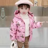 Veste d'hiver Fashion New Bear Cartoon Impression Hooded Warm Down Jacket Garçons Filles 0-7 Age Les deux vêtements pour enfants de haute qualité J220718