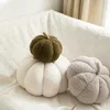 Coussin décoratif oreiller chaise de bureau coussin violet jaune blanc citrouille forme coussins pour Halloween décor mignon enfants peluche 5493465