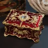 Metal rzemiosło w stylu europejskim biżuteria retro kreatywna Naszyjnik na wysokim pierścieniu Mały pudełko do przechowywania prezent 220611