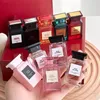 Charmig doftuppsättning 7,5 ml 10st Fabulous Rose Prick Oud Wood Suede Neroli Cherry Peach Parfym Kit Presentlåda för kvinna som varar gratis leverans