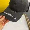 Chapéus de aba mesquinho B Versão correta de Paris New Washed Denim Baseball Cap Instagram Bordery Fashion Brand Caps