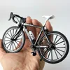 1/10 Modello di bicicletta in lega Diecast Metal Finger Mountain bike Racing Toy Bend Road Simulation Collection Giocattoli per bambini 220608