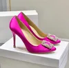 Pumpar klädskor Womens High Heeled100mm Fuchsia Silk Slip-On High-Heeled Stiletto Round Toes Heels Luxury Designers Crystal-Embelled Evening Shoes With Box