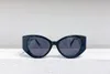 Solglasögon för män kvinnor sommar 03 stil anti-ultraviolet retro platta full ram slumpmässig låda