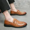 Eleganti scarpe Oxford da uomo Italiane squisite con fiocco Scarpe da festa in pelle sociale da uomo Mocassini slip on Calzature da ufficio