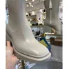 2022 New Winter Winter Rain Boots الأنثى الفاخرة منخفضة الكعب في الكاحل أحذية أصلية منتصف العجل العلامة التجارية PVC أزياء الكعب الكعب y220707