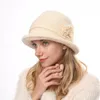 베레모 여성 가을 ​​겨울 2022 스타일 니트 양모 따뜻한 모자 여성 빈티지 우아한 꽃 단색 캡 여성 클래식 하트 베레