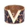 Bracciale in pelle crack per donna Femme All-Match V Word Wide Punk Style Soft Jewellery Cool GC1071