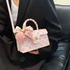 Bolsa de bolsa de moda on -line de lojas de folga em setembro Esta popular lenço de seda feminina em gravação pequena