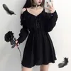 Robe à lacets pour femmes, grande taille 4XL, noire, Sexy, taille haute, épaules dénudées, manches longues, vêtements gothiques, automne, 220409