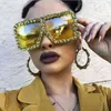 2021 Mujeres de lujo de moda Bling Bling Show Sunglass Gran Marco Ladi Diamond Inset Gafass