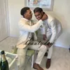 Smoking da sposa beige 2022 Abiti estivi da spiaggia da uomo in lino Abbigliamento da sposo Boho Party Abiti formali da bestman Blazer Holiday Engagement