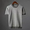 Mäns T-shirts 2022 Sommar Men Fashion Casual Sweater Pullover Toppar Man Randig O-Neck Loose Short Sleeve Knitwear W797