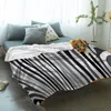 毛布ゼブラ黒と白の縞模様の毛布の家の装飾ソファ暖かいマイクロファイバーのための寝室