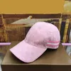 Pembe Kadınlar Mektup Beyzbol Şapkaları Çizgili Patchwork Tasarımcıları Spor Kapakları Moda Tatili UV Plajı Cap
