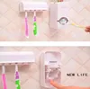 Dispenser automatico di dentifricio con set di portaspazzolini Supporto da parete per bagno di famiglia per spazzolino e dentifricio RRE14173
