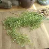 装飾的な花の花輪空気草の緑の植物ロングバインハンギングレイタン人工花プラスチック天井装飾のためのホームウォールbtdecorat