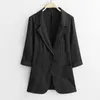 Ternos femininos Blazers pretos linho de algodão branco preto Blazer Coat Mulheres 2022 Spring Autumn Profession Slim 4xl fino feminino feminino fêmea de jaquetaswom