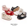 Babyschoenen Babymeisje Zachte schoenen Zachte comfortabele bodem Antislip Mode Strikwiegschoenen