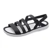 Sandaler Mode Non-Slip Womans Skor 2022 Sommar Plus Storlek 41 Kvinnor Blandade Färger Slipper Slides Ladies Casual Beach Tofflor