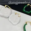 Perlenohrringe kleiner Hoop -Ohrring für Frau Dongjewelrys Designer Süßes Luxusohrring Hangle Kronleuchter Muliticolors Ohrmanschette Mode Fein Schmuck