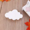 Ganci Rails Cute Cloud Appendiabiti in legno Decorazione da parete Ciondolo per camera da letto per bambini Ganci