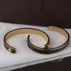 2022 Fashion Classic Cuff Leather Bracelet Designer Open Bracelet Designer للرجال والنساء عالي الجودة من الفولاذ المقاوم للصدأ Jewel256z