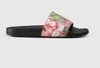 2022 럭셔리 디자이너 여성 샌들 교정 꽃 상자 먼지 가방 신발 뱀 인쇄 슬라이드 여름 넓은 평평한 샌들 남자 슬리퍼 크기 3