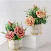 Dekorative Blumen Kränze Home Party Decor Bonsai Topf Kultur Nordische Stil Nachahmung Rose Anzug 1PC mit Keramikvase Gefälschte Rosen Grün PLA