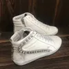 Deluxe Brand Mid Star Sneaker High Top Shoes Casual Boots Classic Glitter Designer Kvinnor Mode White Do-Old Dirty Leather Designer GCS3