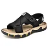 Tofflor klassiska mens sandaler sommar andas bekväma män utomhus casual lätt sandal mode sneakersslippers