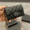 Francés Super Mini Solapa Monedero Bolsos Cuero de alta calidad Clásico acolchado Cuadros Cadena de metal Un hombro Crossbody Diseñador Lujo Pequeño Embrague Cartera Bolsos