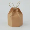 25 / 50pcs paquet de papier kraft boîte en carton lanterne hexagone bonbons faveur et cadeau de mariage noël fournitures de fête de la Saint-Valentin 220427