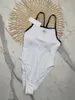 Sexig Split Baddräkt Solid Bikini Set Gängad Nylon Badkläder Hög midja med kuddar Dam Baddräkt Sommar Strandkläder Svart Vit Färg