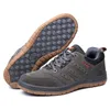 Män Outdoor Casual Flat Shoes Classic Style Vandring Skor Använd motståndskraftig anti-skid Walking Middle Aged Male Jeans Footwear Winter 220318