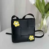 Niche Design Bag Women's Spring New Popular Versatile Messenger Bag Korean Color Contrast Woven Small Square Bag 220614