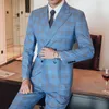 Abiti da uomo autunnali tinta unita slim plaid business casual di grandi dimensioni doppia fila due bottoni tre pezzi abbigliamento formale professionale