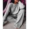 Kvinnors tvåbitar byxor modetrender Kvinnor Fall Knit Suft Lång ärm Huven Top High midja bred benbyxor Casual Wearwomen's