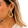 Dangle Kronleuchter Purui unregelmäßige Hollow -Drop -Ohrringe für Frauen trendige Goldfarbe Damen hängen 2022 Modeschmuck Mädchen Geschenke Geschenke Geschenke