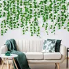 Dekoracyjne kwiaty wieńce liści winorośl sztuczne wiszące rośliny liana jedwabne fałszywe liście bluszczowe na ścianę zieloną girlandę dekorację domową imprezę vin